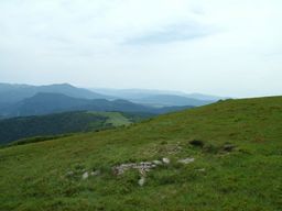 Hebe Bild 2 entlang der Bikemap-Route "Donji Vakuf-Bugojno-Koprivnica-Vrana-Kupres-Ajvatovica-Prusac Donji Vakuf" hervor