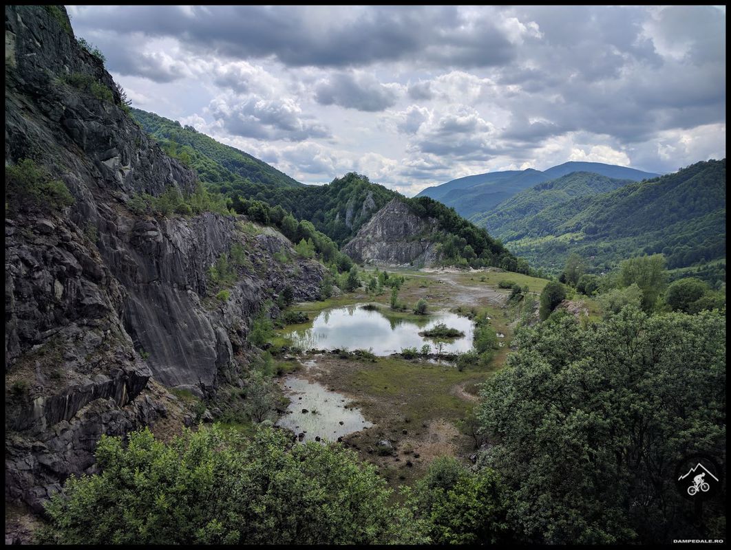 Triunghiul Motru Sec, Cerna Sat, Izvoarele Cernei retur pe Valea Mare