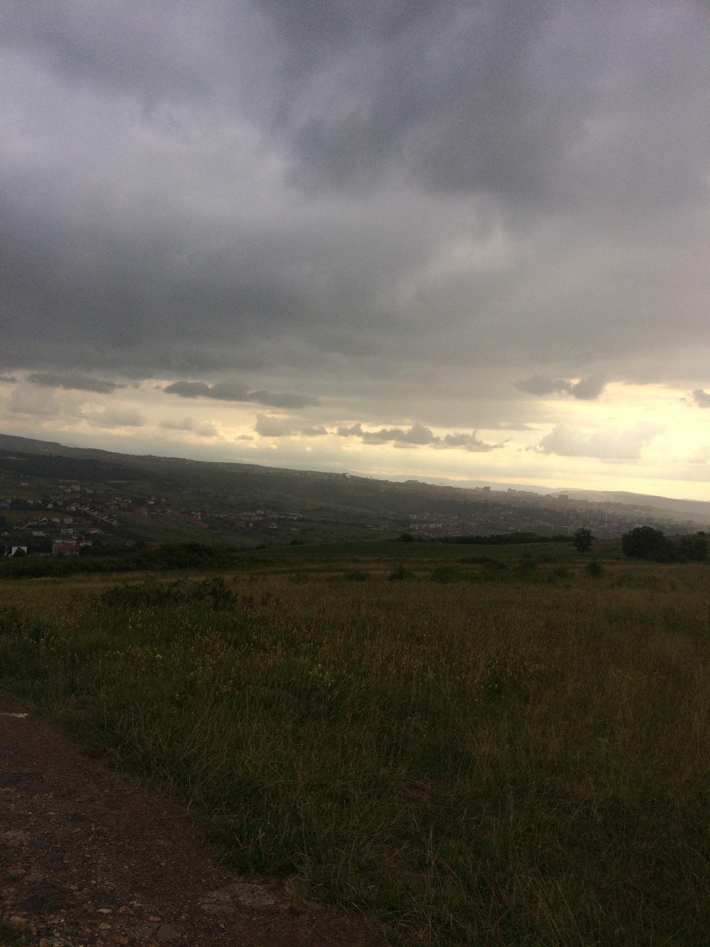 Hebe Bild 2 entlang der Bikemap-Route "Sopor-Borhanci-Cluj Napoca" hervor