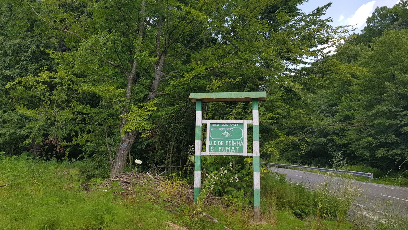 Long bike tour through Nădrag
