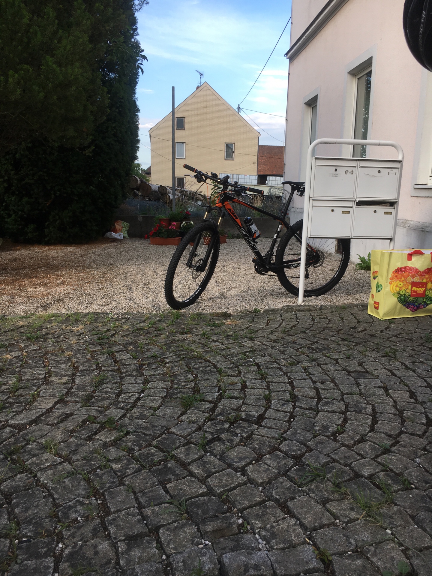Hebe Bild 1 entlang der Bikemap-Route "8 Nuli" hervor