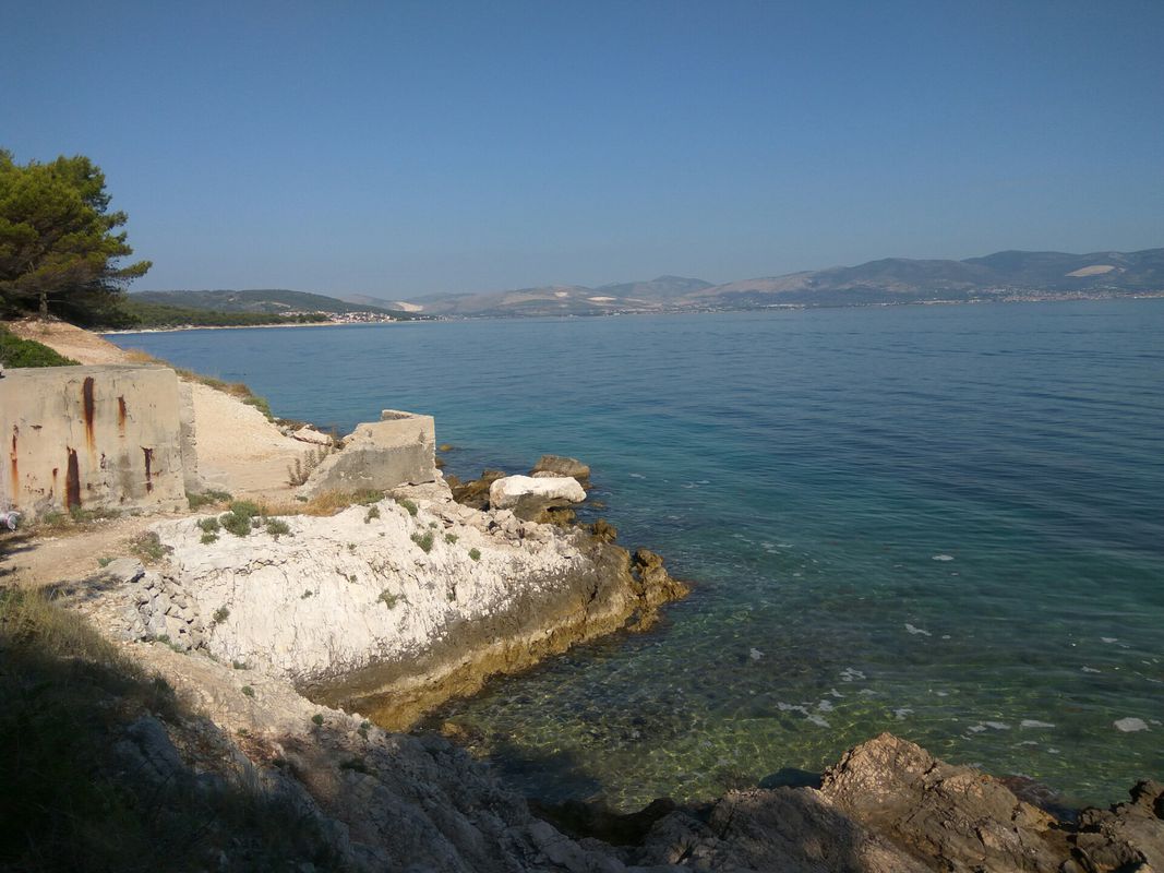 Lengthy bike tour through Čiovo