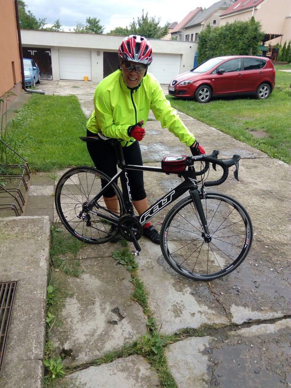 bike tour through Milovice