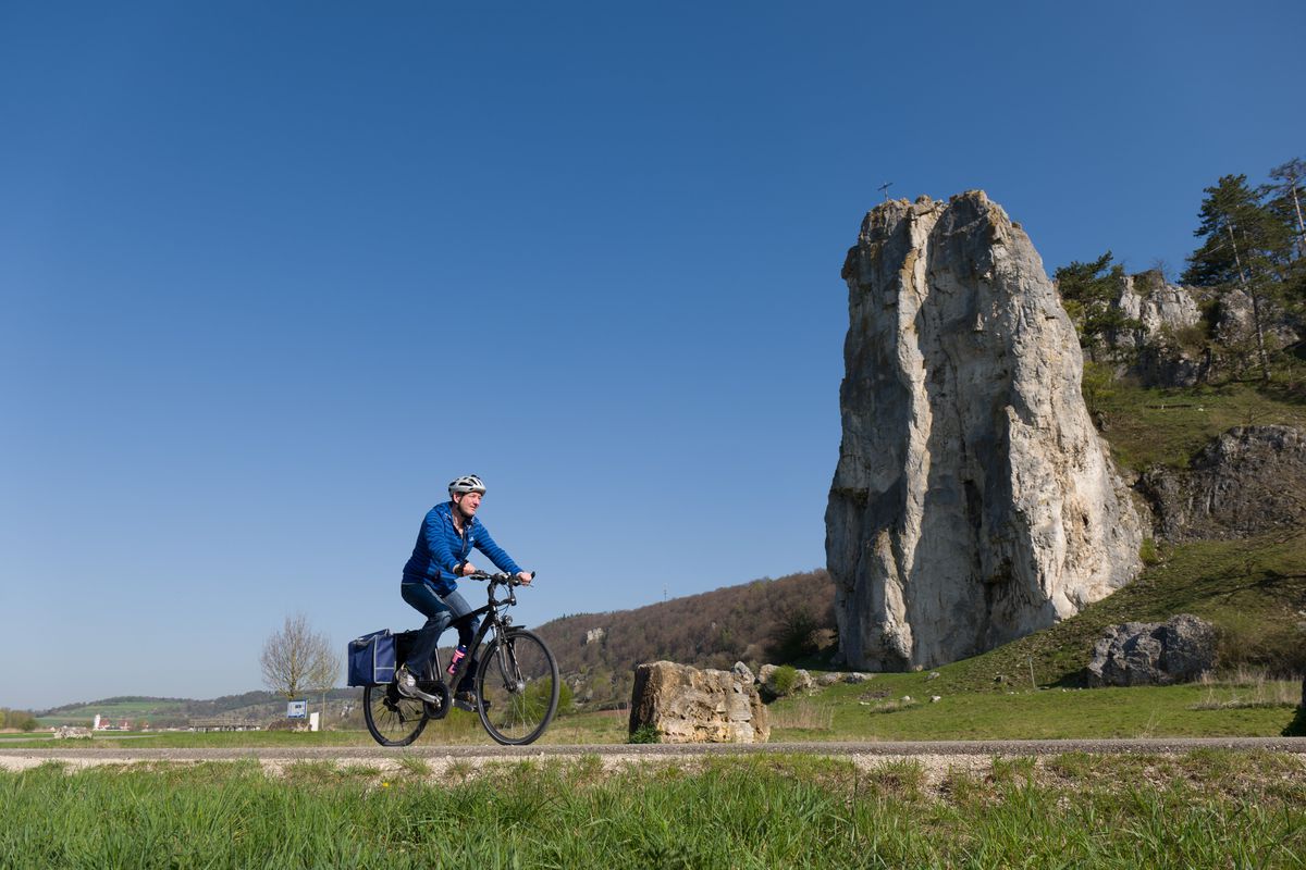 Dom zu Eichstätt über Ingolstadt bis Wallheim und zurück
