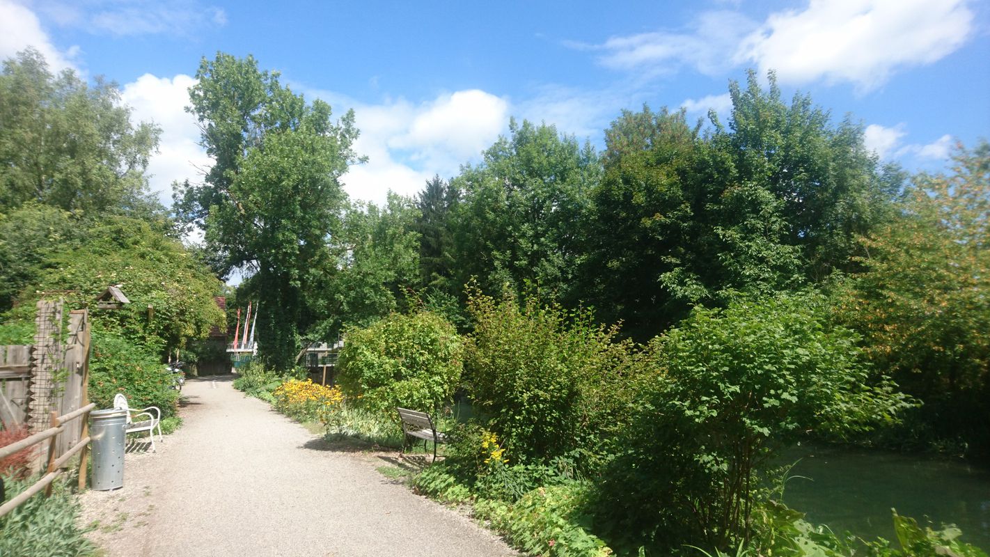 bike tour through Artzenheim