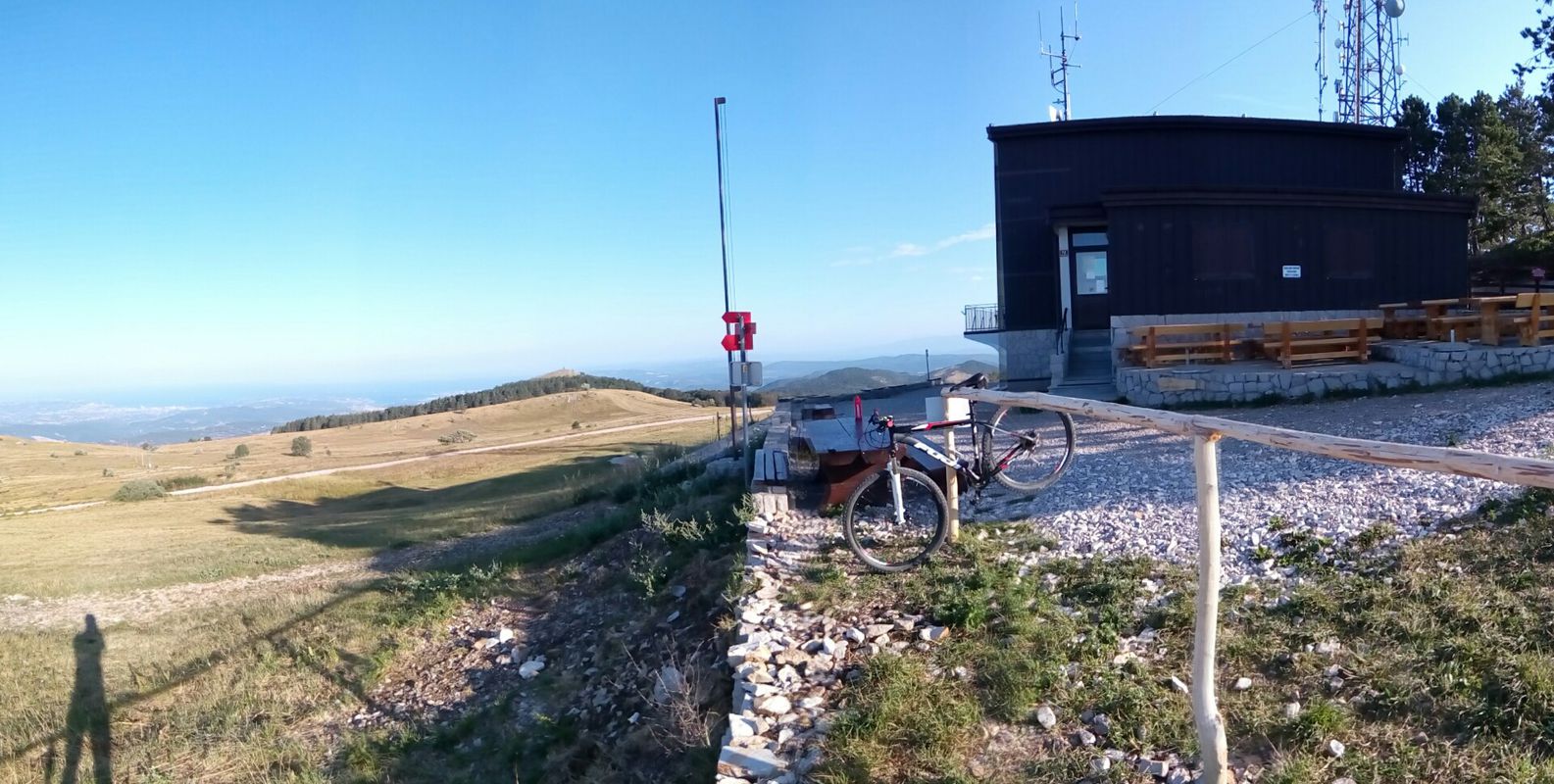 Černotiče-Podgorje-Slavnik-Kozina-Črnotiče