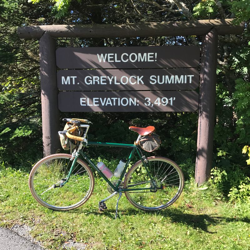 Lengthy ride through Williamstown