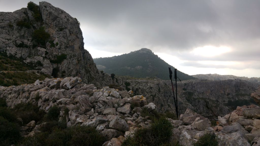 Mallorca a peu: puig de l'Ofre per la coma de Son Torrella