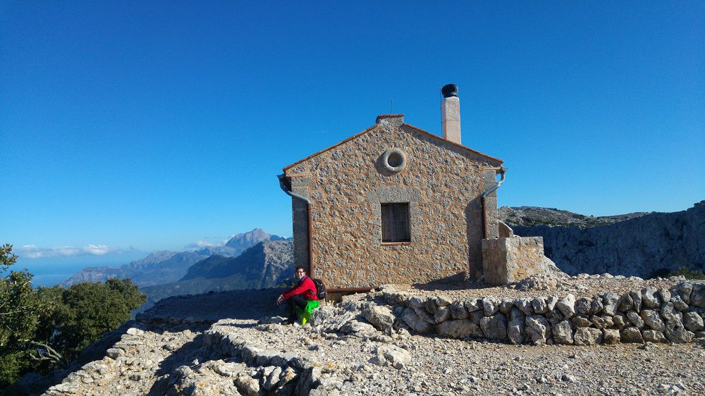 Mallorca a peu: Valldemossa-pla des Pouet-mirador de ses Puntes-coll de Son Gallard-pla des Pouet-Valldemossa