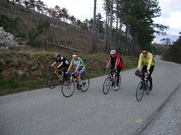 Hebe Bild 13 entlang der Bikemap-Route "KRAS 2010 " hervor