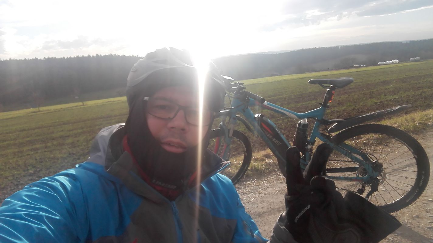 Matsch und Dreck durch den Wald