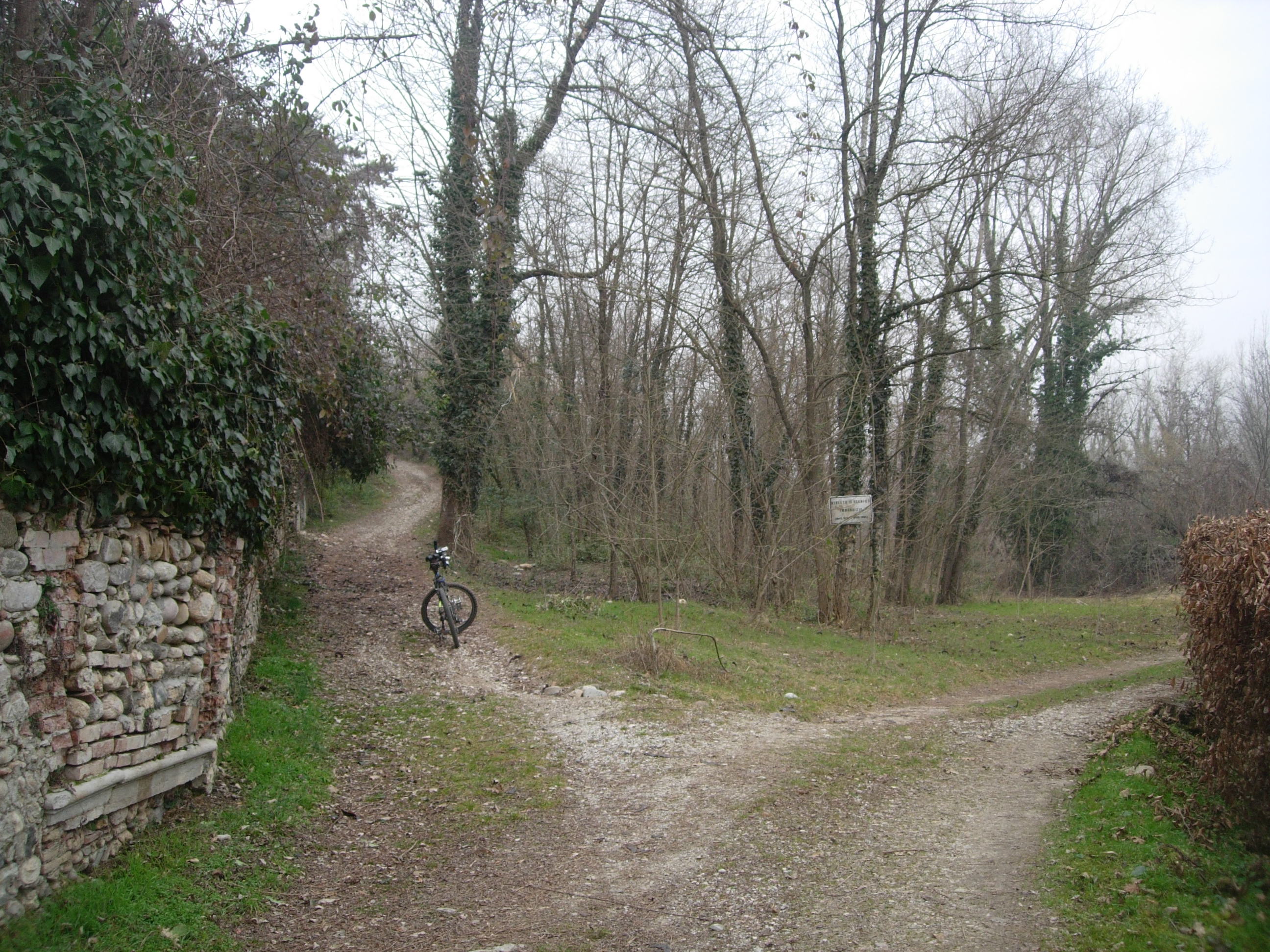 Hebe Bild 16 entlang der Bikemap-Route "CIANO DEL MONTELLO - LE GRAVE" hervor