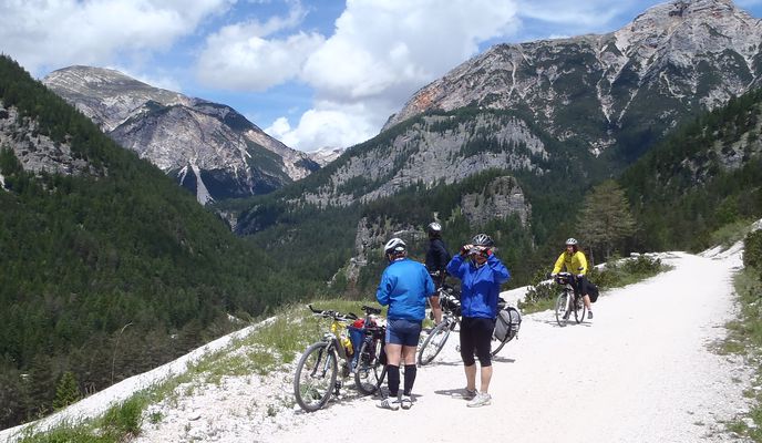 Photo 2 of the Bikemap route "Anello Dolomiti Antonella Vial" Photo 2 of the Bikemap route "Anello Dolomiti Antonella Vial"