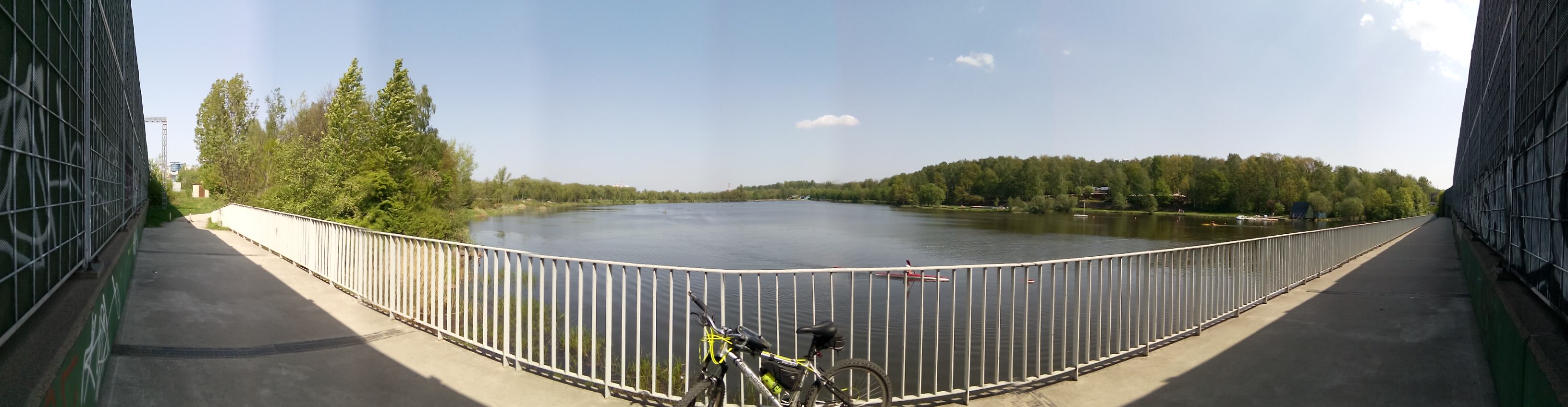 Hebe Bild 3 entlang der Bikemap-Route "2018/07 3 Stawy" hervor Hebe Bild 3 entlang der Bikemap-Route "2018/07 3 Stawy" hervor