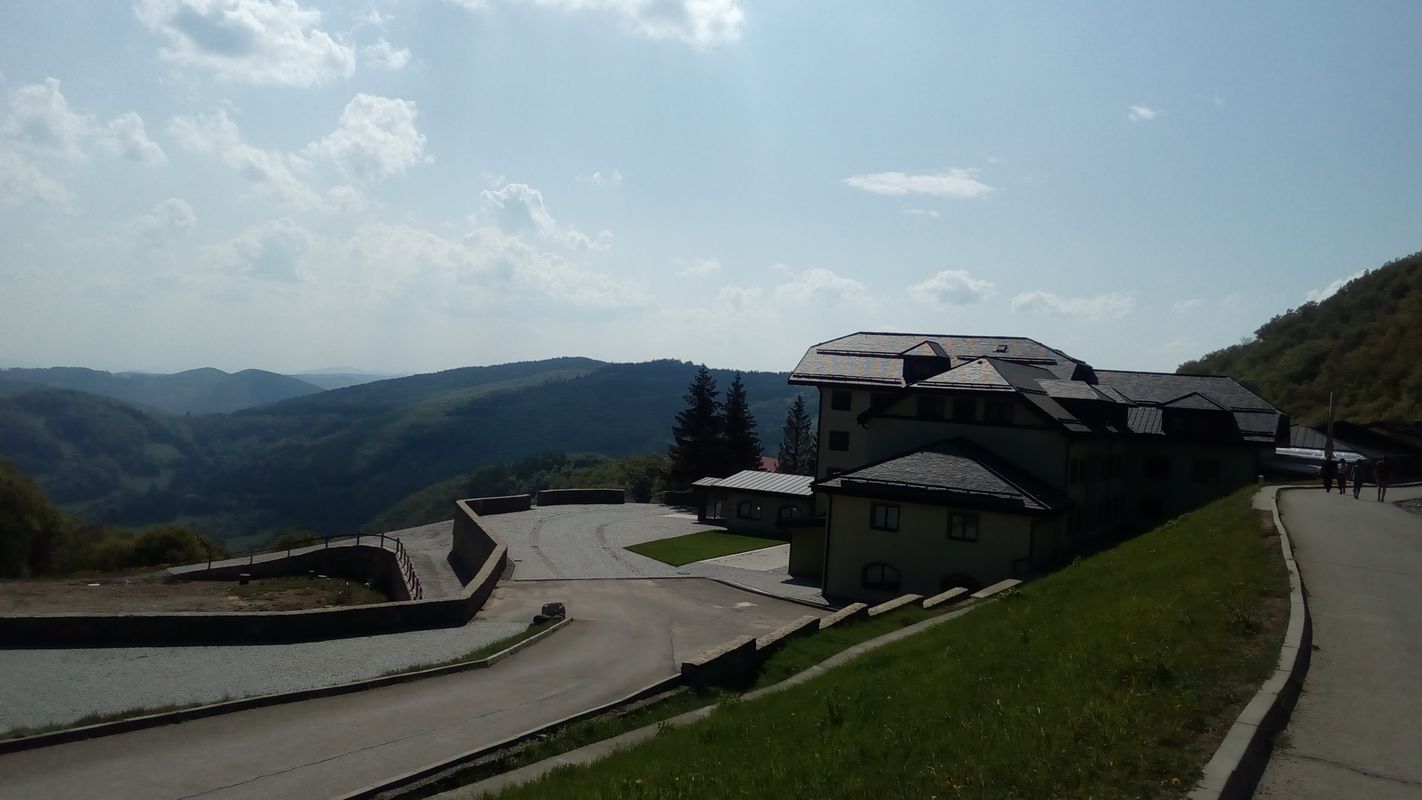 cez Sidoniu na Vrsatec