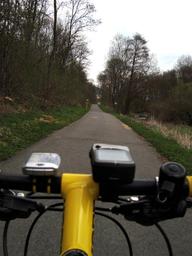 Hebe Bild 9 entlang der Bikemap-Route "10.04.10 Ilmtal-Salle-Radwanderweg zurück über Jena [Bilder]" hervor