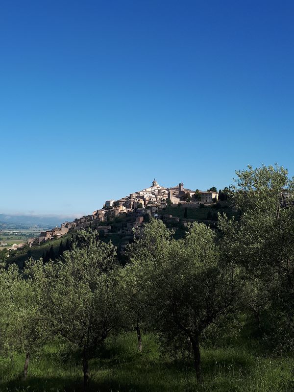 trevi-spoleto-terni fantastische route