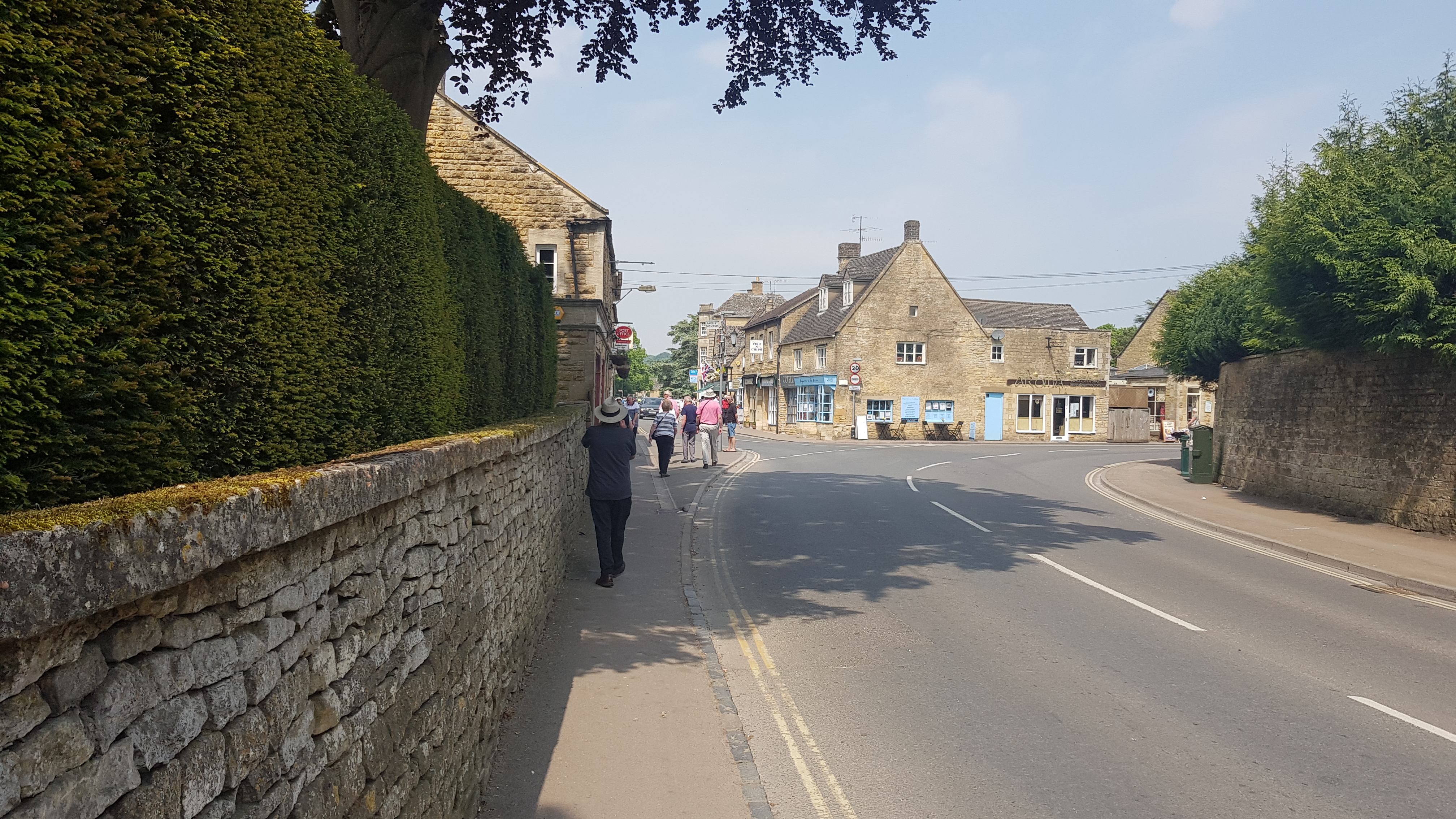Kingham round trip in Springtime