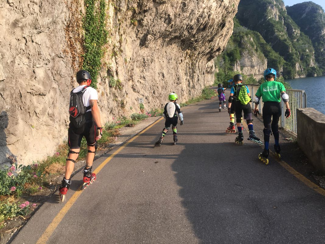 Spred Out Venerdì Ride In Pisogne allenamento pattini