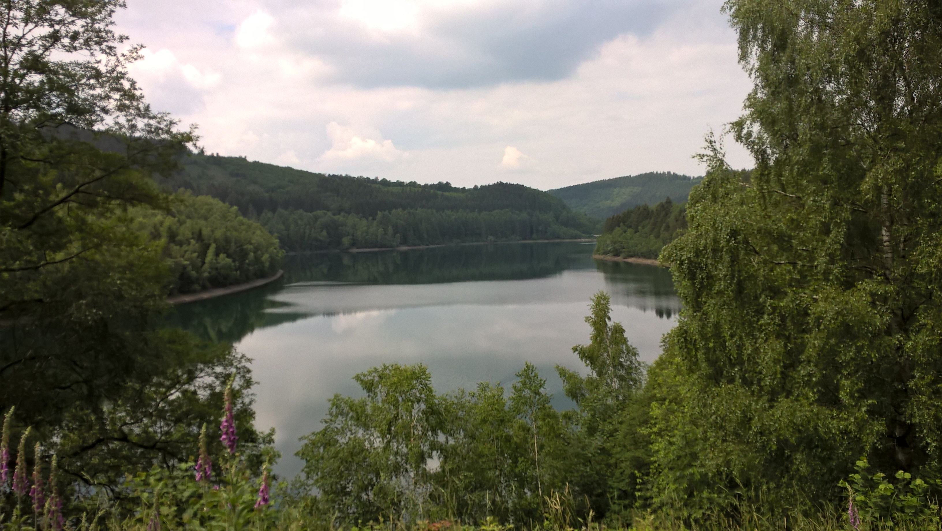 Obernau Talsperre über Sieg Quelle