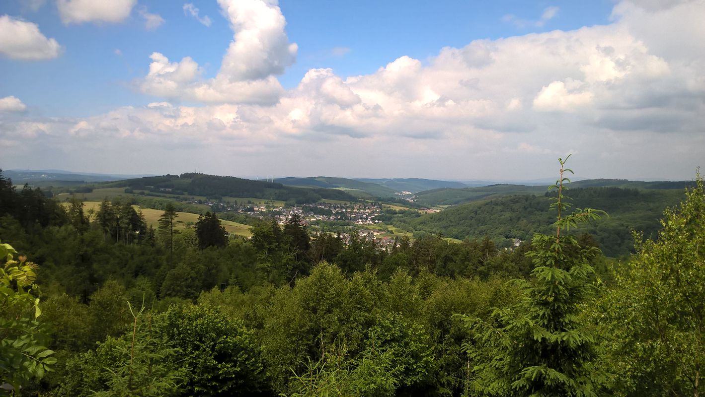 Obernau Talsperre über Sieg Quelle
