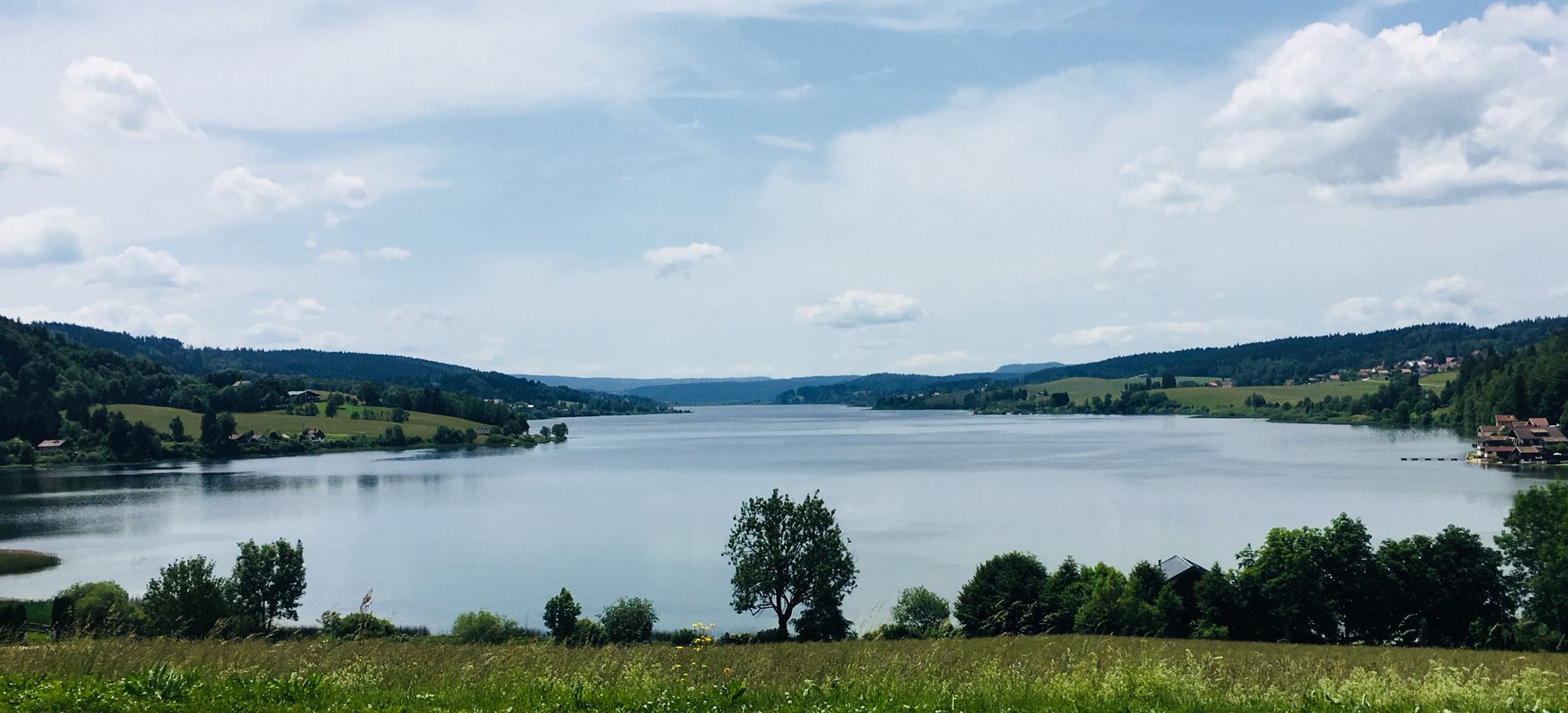 around Saint-point lake