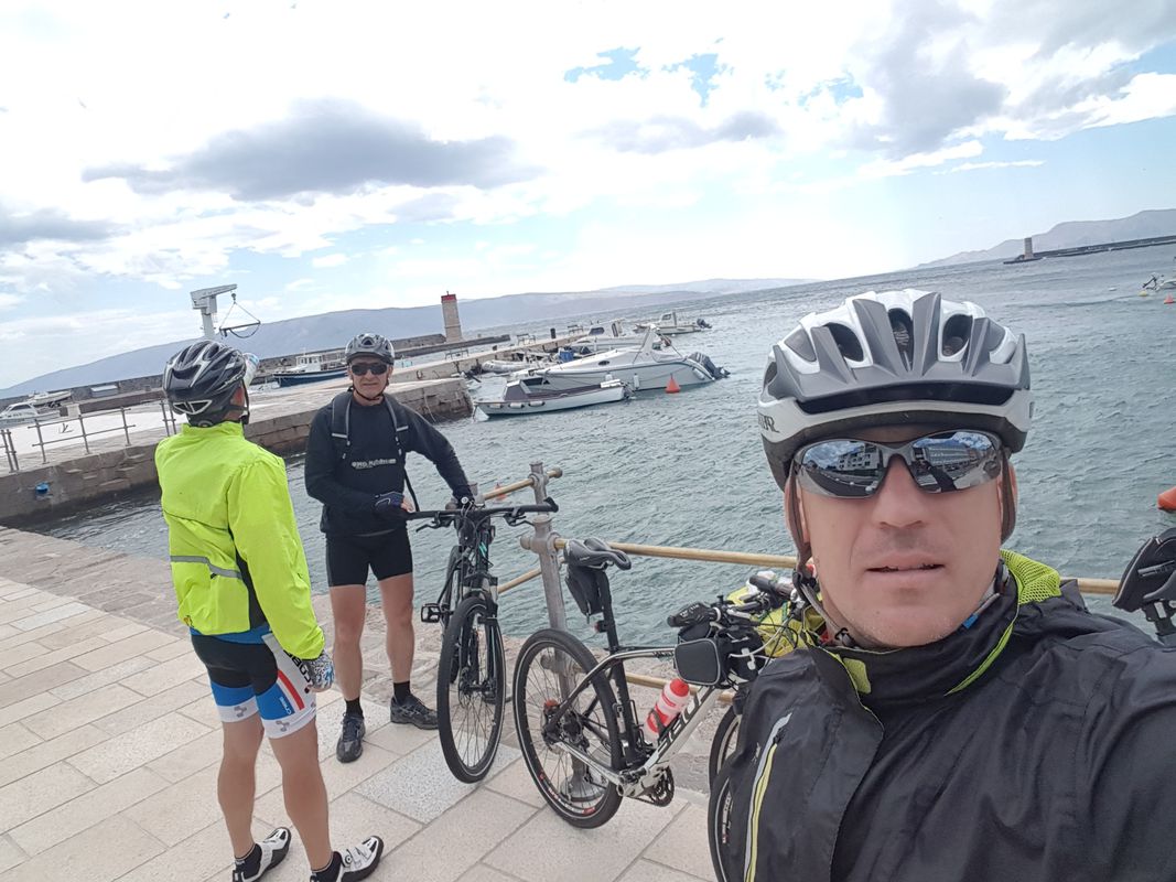 Senj...