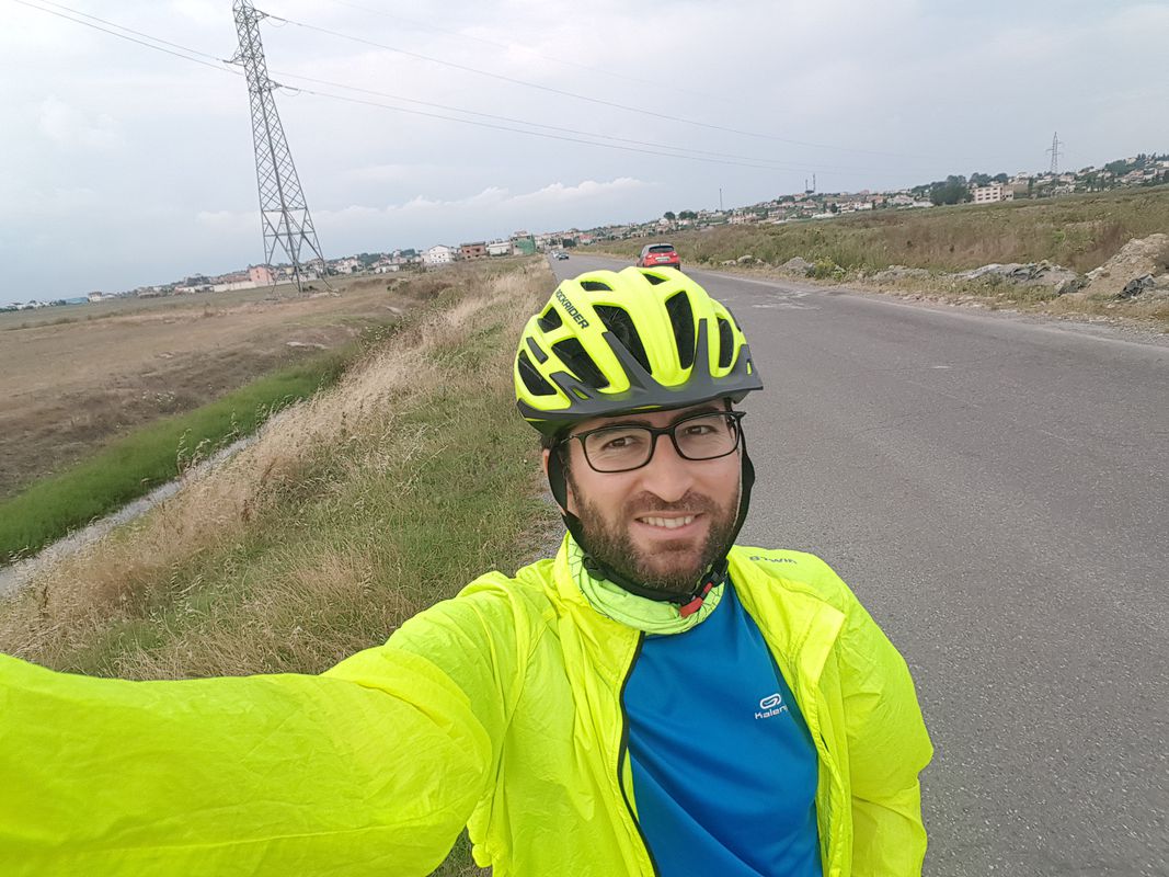 An un pleasant road to Durres