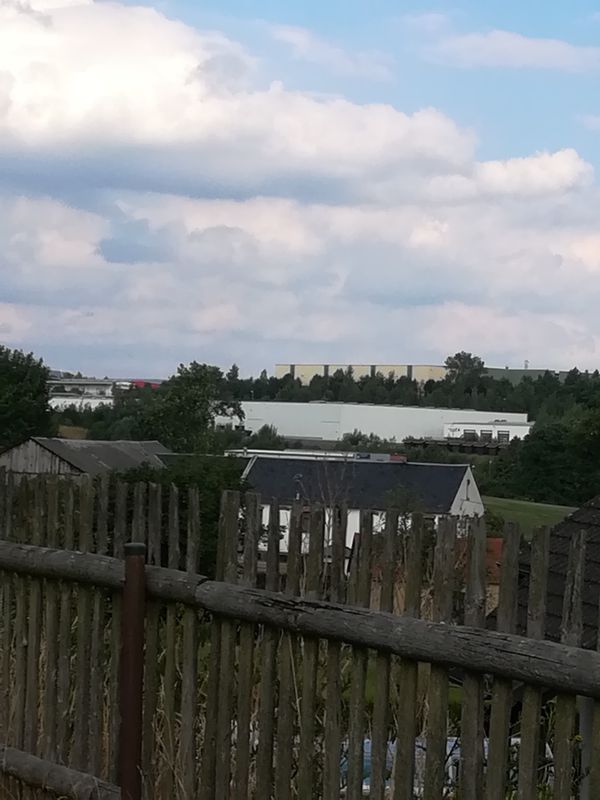 von Ellefeld über die Bahnstrecke Falkenstein nach Oelsnitz