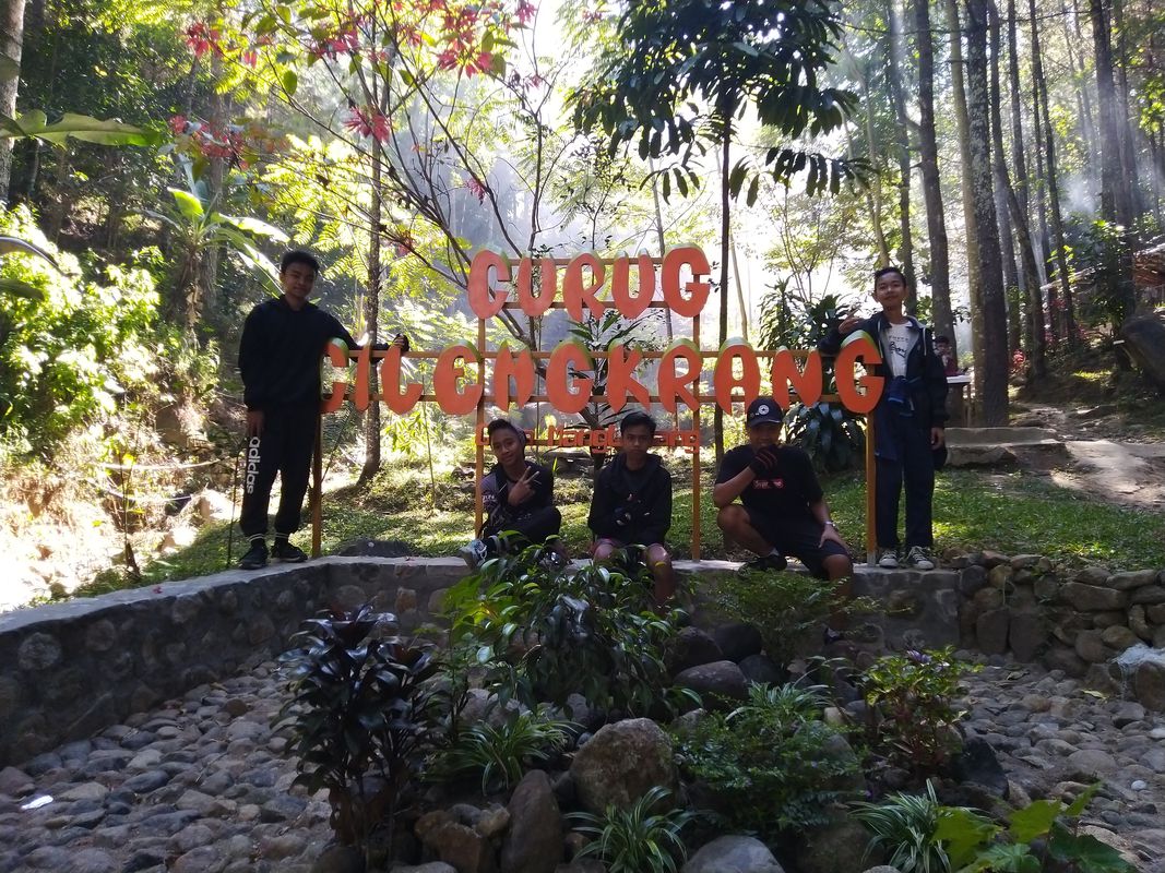Road to Cilengkrang
