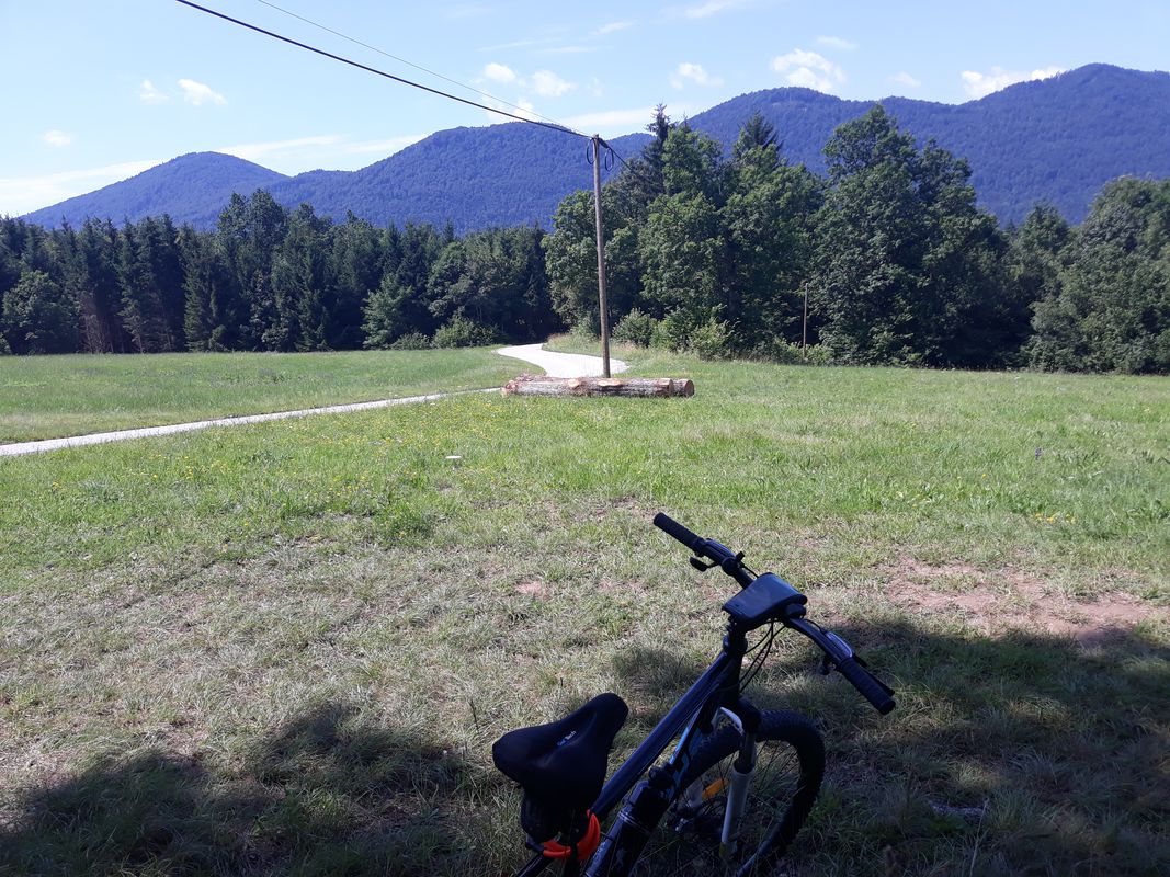 Ambrus Tisovec Žvirče