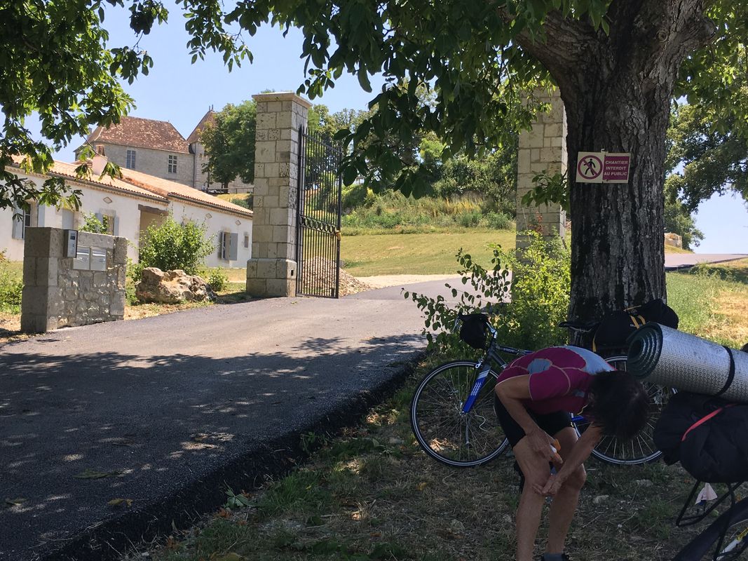 Snail-Like Jeudi Track In Saint-Astier