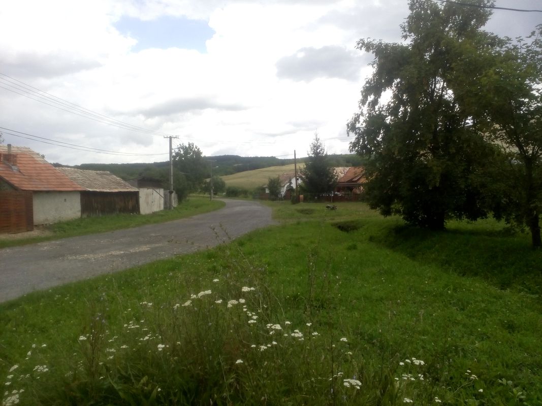 Lučenec-Jelšovec-Dolná nad Ipľom-Lučenec