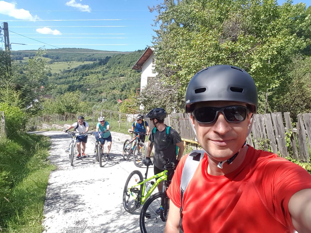 moroeni Eugen/Dan/Adi/Adi