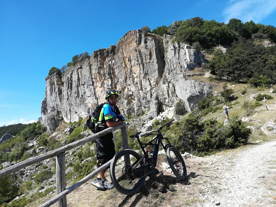 sasso schiacciato