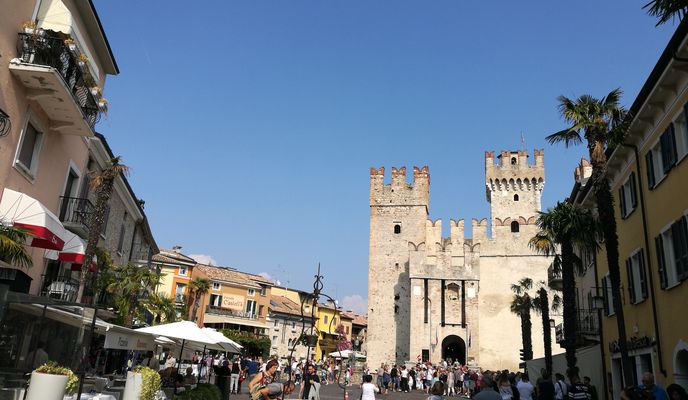 Photo 1 of the Bikemap route "peschiera-sirmione"