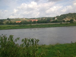 Hebe Bild 3 entlang der Bikemap-Route "Elberadweg Dresden-Riesa-Dresden" hervor