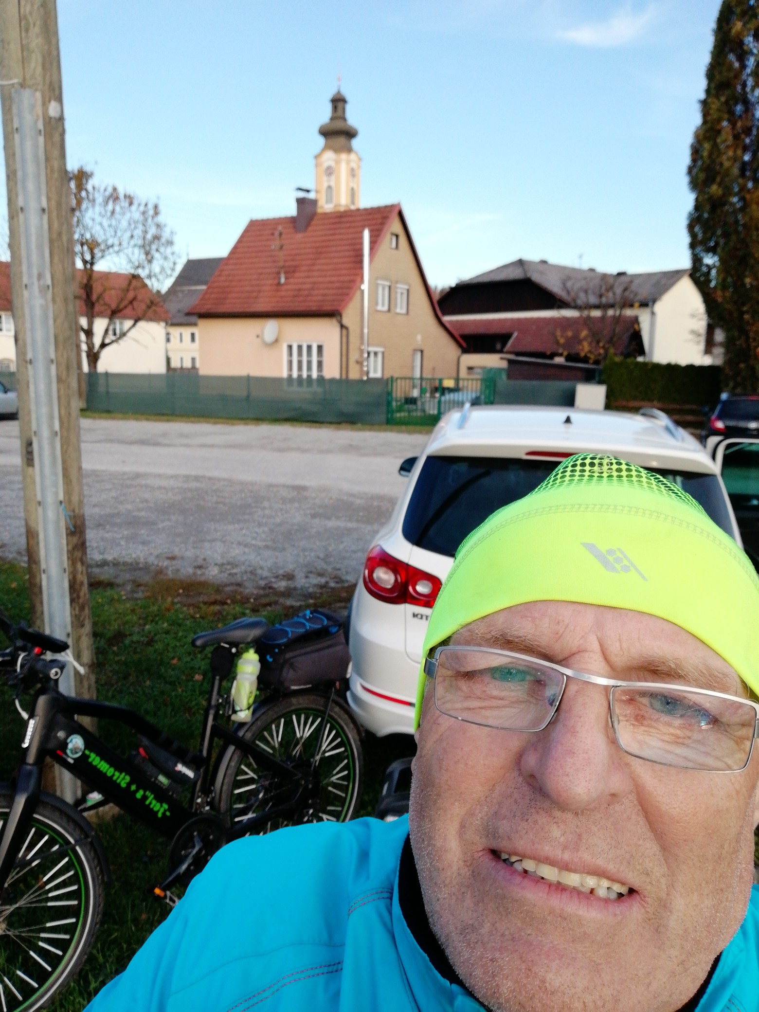 Hebe Bild 28 entlang der Bikemap-Route "🚴‍♀️E*Bike🇦🇹Pramtal R21-Innviertler R22 n.Andorf 06.11.18." hervor