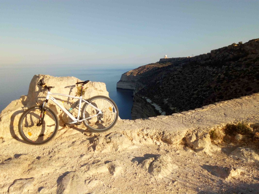 Dingli Tour