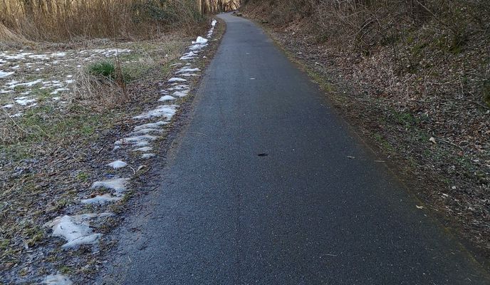 Photo 2 of the Bikemap route "Laveno to Gavirate mostly cycle path and backroads"