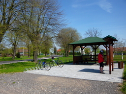 Destacado 20 en la ruta de Bikemap "Okruh přes Kladruby,Bohdaneč a Boharyně" Destacado 20 en la ruta de Bikemap "Okruh přes Kladruby,Bohdaneč a Boharyně"