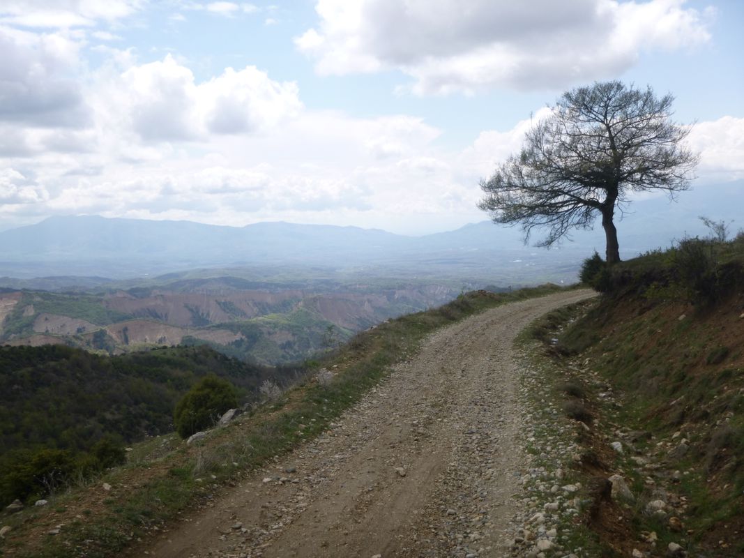 Мелник - с. Долени - с. Г. Сушица