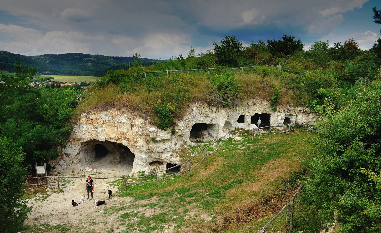 Hebe Bild 4 entlang der Bikemap-Route "Eger-Szilvásvárad-Eger" hervor Hebe Bild 4 entlang der Bikemap-Route "Eger-Szilvásvárad-Eger" hervor
