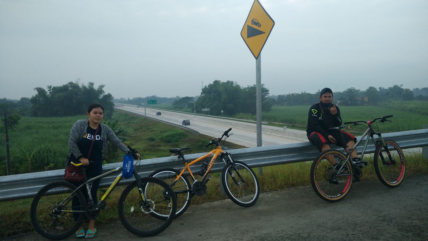route 2 mengaloor