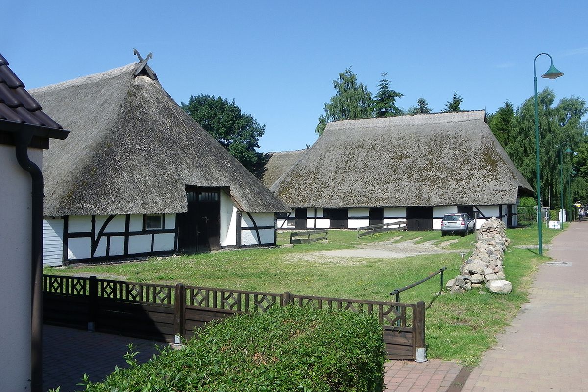 Zu den Niederdeutschen Hallenhäusern