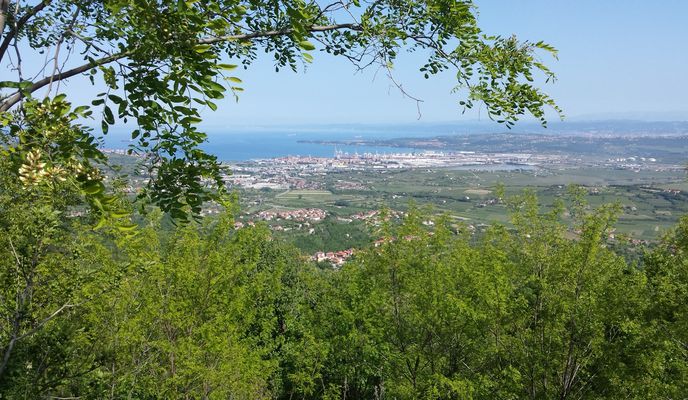 Foto 1 der Bikemap-Route "Olmo-Pomjan" Foto 1 der Bikemap-Route "Olmo-Pomjan"