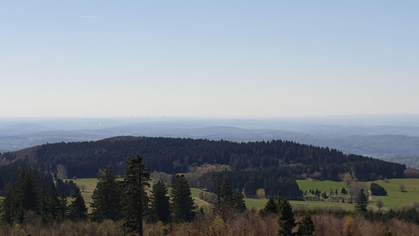 Teile Vulkanradweg-Hoherodskopf Runde von Hellstein