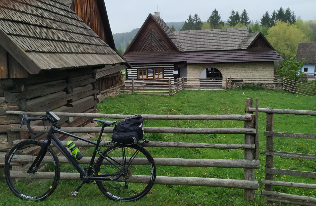 Hlinsko a Veselý kopec