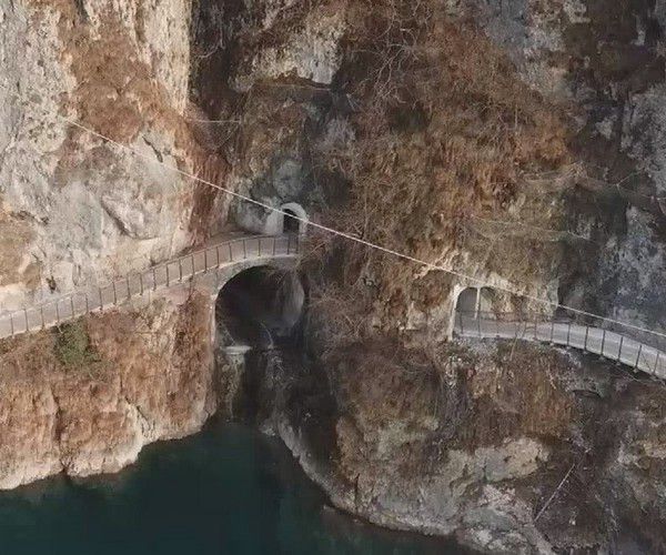 Il Giro dei monti dell'Alpago, Tour around Alpago's mountains