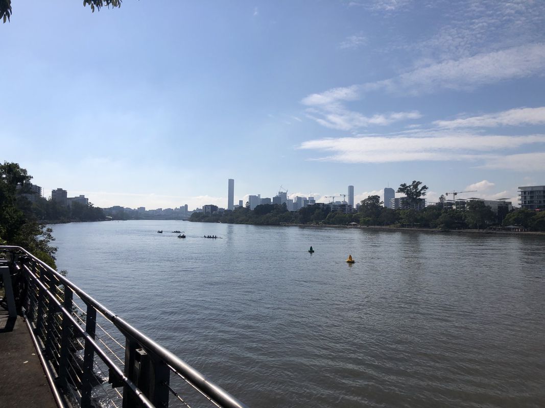To UQ from east Bris